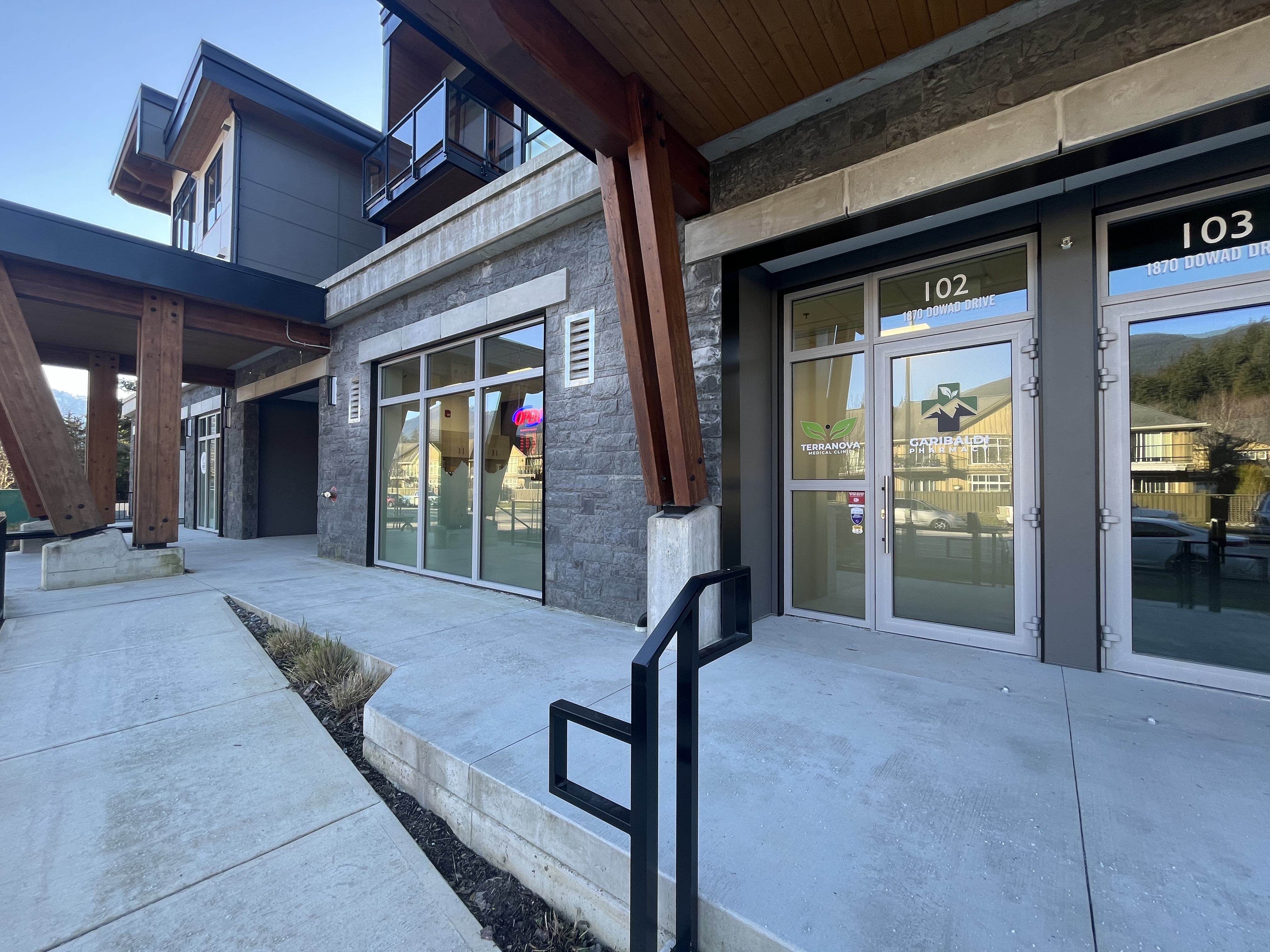 The Squamish storefront of Garibaldi Pharmacy and Terra Nova Medical clinic